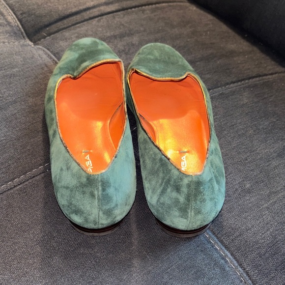 Via Spiga Green Suede Loafers - Picture 5 of 9